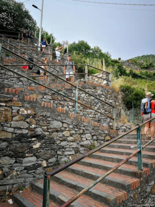 Scalinata Lardarina 04