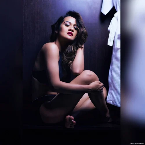 Aaradhana Sharma Photos 08